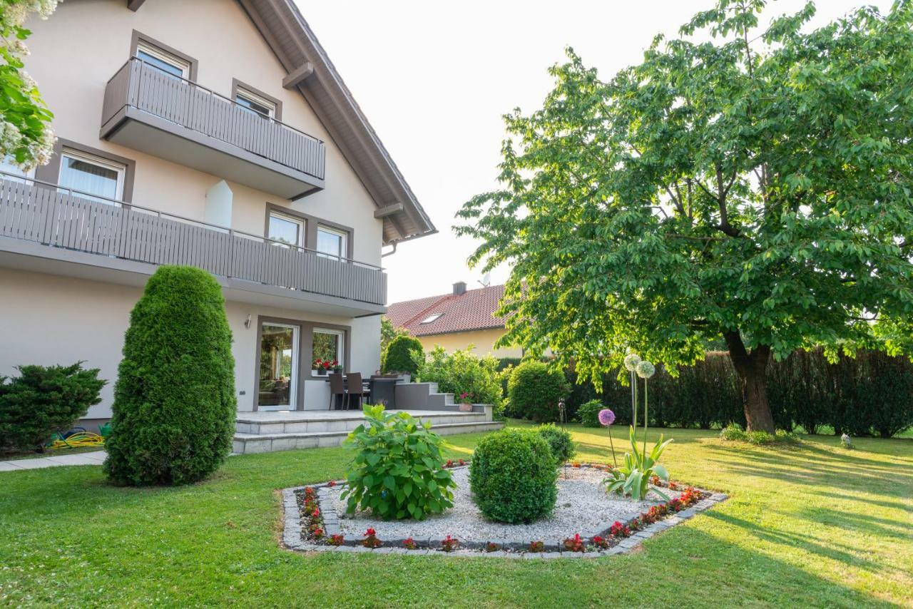 Appartementhaus Badria Bad Füssing Buitenkant foto